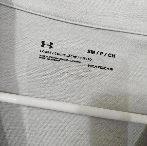 Womens under armour lightweight full zip jacket! - Picture 2 of 5